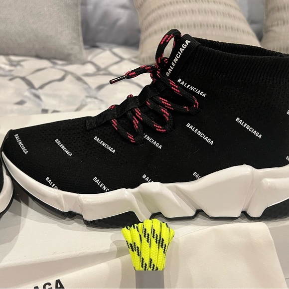 Balenciaga Texture Knit printed all over with Lace - Picture 5 of 8